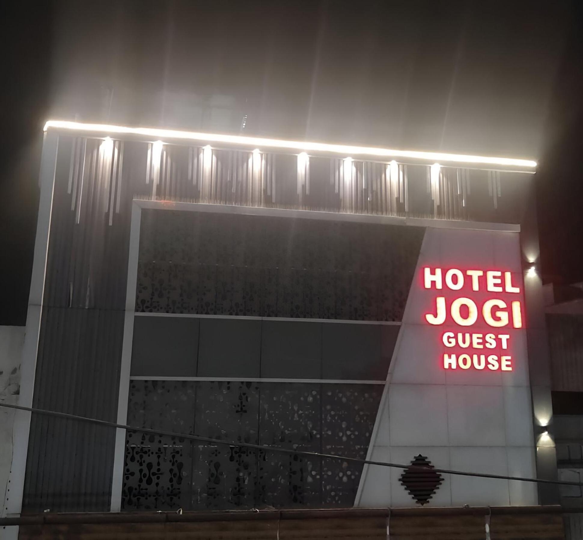 Hotel Jogi Guest House Welcome All Families, Friends, Groups, Couples, Singles Fully Airconditioner, Attach Washrooms, Lift, Wifi, 24 Hours Room Service, Power Backup Amritsar Exterior foto